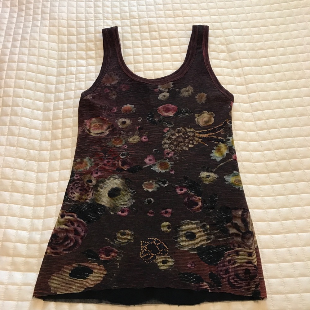 Fuzzi Tank - Picture 4 of 5